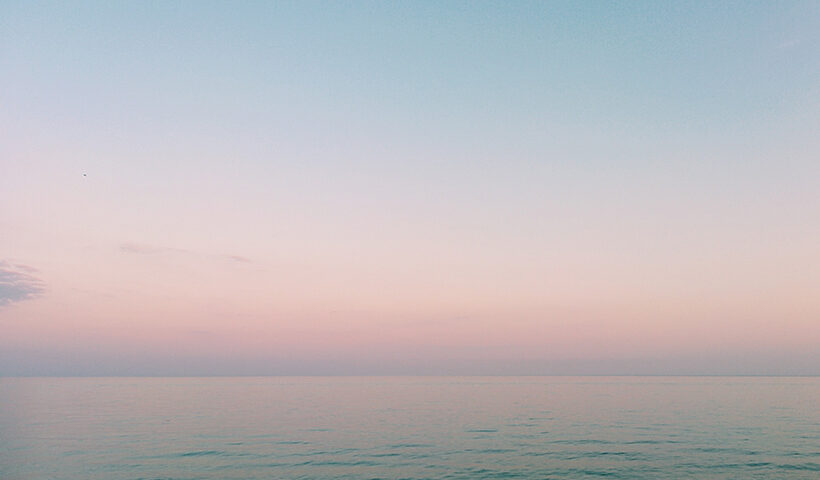 El mar al alba